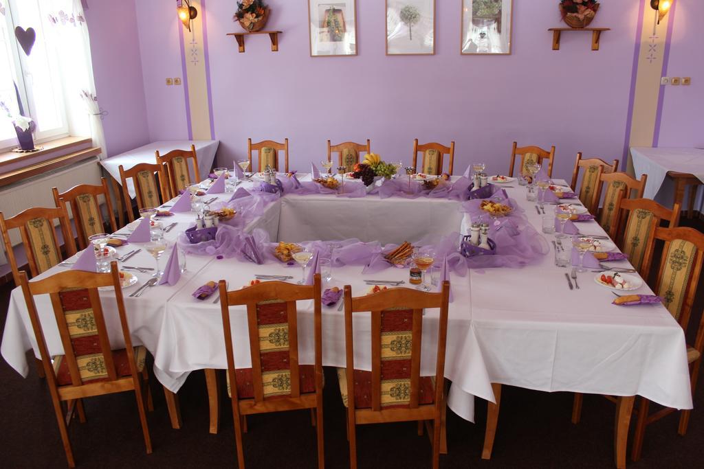 Hotel Saentis Komorní Lhotka 외부 사진