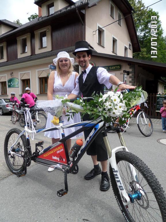 Hotel Saentis Komorní Lhotka 외부 사진